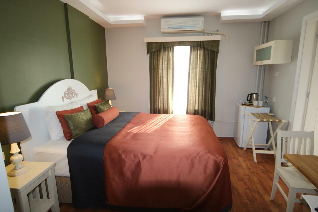 Away Hotel Istanbul Exterior photo