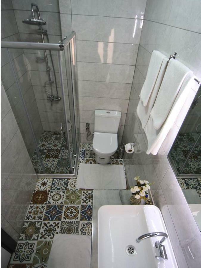 Away Hotel Istanbul Exterior photo